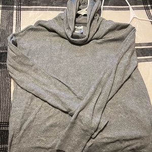 Zyia long hooded long sleeev